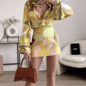 ZARA Floral Lime  Yellow Printed High Waisted Mini Skirt Size Xs